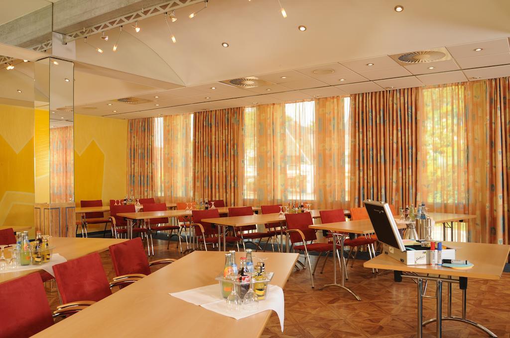 Hotel Bremer Tor Щур Екстериор снимка